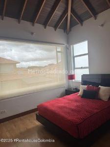 Casa de 5 alcobas en venta en Vereda Calahorra, Cajicá, 335 m² · foto 8 de 17