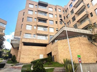 Apartamento en venta en Colinas De Suba, Bogotá · foto 3 de 17