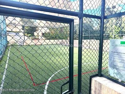 Apartamento en venta en Colinas De Suba, Bogotá · foto 16 de 17