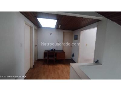 Casa de 5 alcobas en venta en Modelia, Bogotá, 239 m² · foto 10 de 16