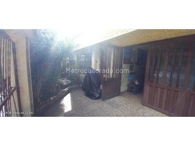 Casa en venta en Morato, Bogotá · foto 3 de 18