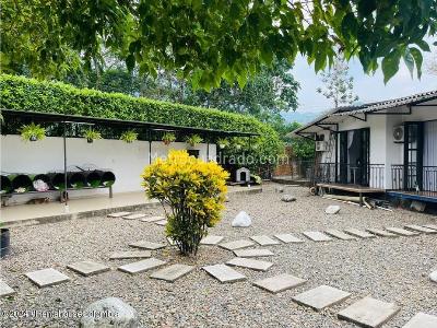 Casa de 3 alcobas en venta en Vereda Vanguardia, Villavicencio, 597 m² · foto 3 de 12
