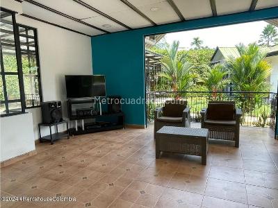 Casa de 3 alcobas en venta en Vereda Vanguardia, Villavicencio, 597 m² · foto 5 de 12