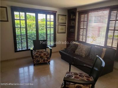 Casa de 5 alcobas en venta en El Vergel, Ibagué, 386 m² · foto 3 de 20