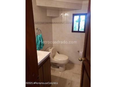 Casa de 5 alcobas en venta en El Vergel, Ibagué, 386 m² · foto 9 de 20