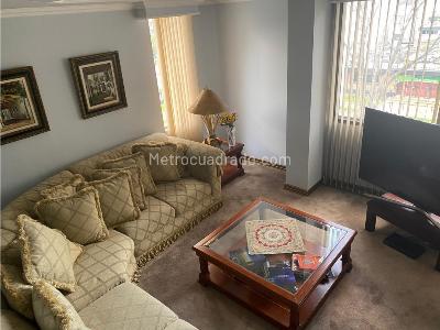 Apartamento de 3 alcobas en venta en Chico, Bogotá, 297 m² · foto 2 de 19
