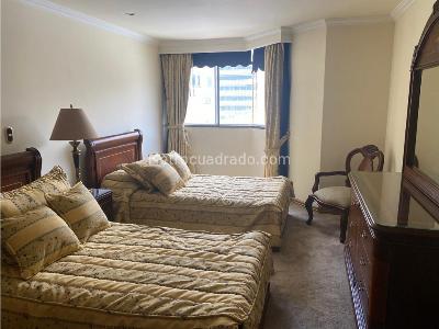 Apartamento de 3 alcobas en venta en Chico, Bogotá, 297 m² · foto 17 de 19
