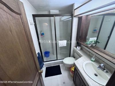 Apartamento de 3 alcobas en venta en Club De Los Lagartos, Bogotá, 142 m² · foto 14 de 20