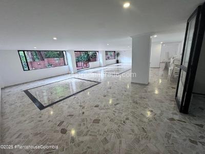 Apartamento de 3 alcobas en venta en Club De Los Lagartos, Bogotá, 142 m² · foto 19 de 20