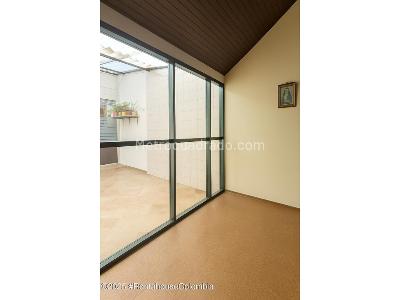 Casa de 4 alcobas en venta en Nueva Autopista, Bogotá, 187 m² · foto 17 de 20