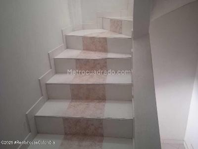 Casa de 4 alcobas en venta en Aures Ii, Bogotá, 144 m² · foto 8 de 17
