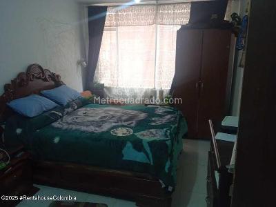 Casa de 4 alcobas en venta en Aures Ii, Bogotá, 144 m² · foto 9 de 17