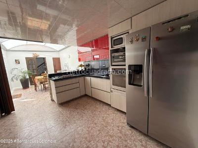 Casa de 4 alcobas en venta en Pontevedra Potosi, Bogotá, 176 m² · foto 7 de 19