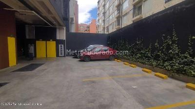 Apartaestudio en venta en Antiguo Country, Bogotá, 21 m² · foto 15 de 16