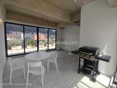 Apartaestudio en venta en Antiguo Country, Bogotá, 21 m² · foto 12 de 16