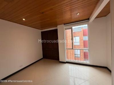 Apartamento en venta en Mirandela, Bogotá · foto 6 de 11