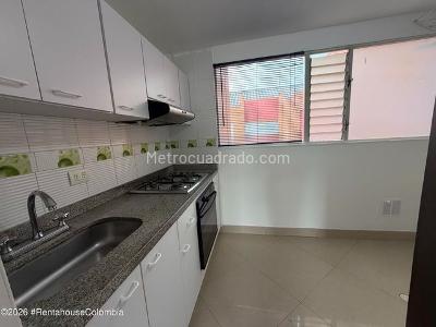 Apartamento en venta en Mirandela, Bogotá · foto 4 de 11