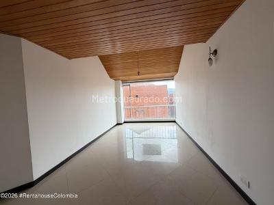 Apartamento en venta en Mirandela, Bogotá · foto 3 de 11
