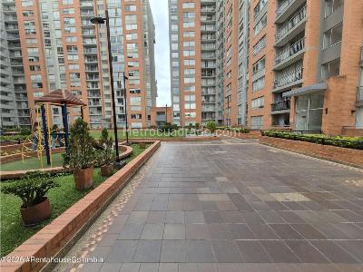 Apartamento en venta en San Antonio Norte, Bogotá · foto 2 de 20