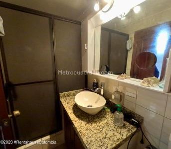 Apartamento de 5 alcobas en venta en Cedro Golf, Bogotá, 207 m² · foto 17 de 20