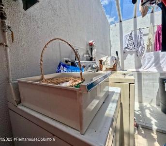 Apartamento de 5 alcobas en venta en Cedro Golf, Bogotá, 207 m² · foto 19 de 20