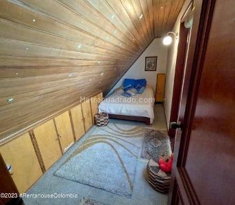Apartamento de 5 alcobas en venta en Cedro Golf, Bogotá, 207 m² · foto 10 de 20