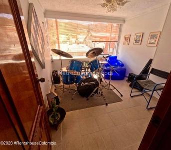 Apartamento de 5 alcobas en venta en Cedro Golf, Bogotá, 207 m² · foto 12 de 20