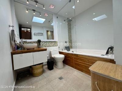 Apartamento de 4 alcobas en venta en Santa Paula, Bogotá, 129 m² · foto 8 de 20
