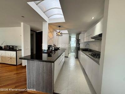 Apartamento de 4 alcobas en venta en Santa Paula, Bogotá, 129 m² · foto 4 de 20