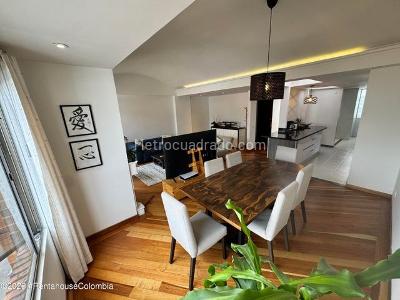Apartamento de 4 alcobas en venta en Santa Paula, Bogotá, 129 m² · foto 2 de 20