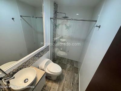 Apartamento de 4 alcobas en venta en Santa Paula, Bogotá, 129 m² · foto 12 de 20