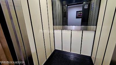 Apartamento en venta en Estrella Del Norte, Bogotá · foto 2 de 19