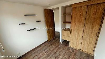 Apartamento de 3 alcobas en venta en Gran Granada, Bogotá, 86 m² · foto 9 de 19