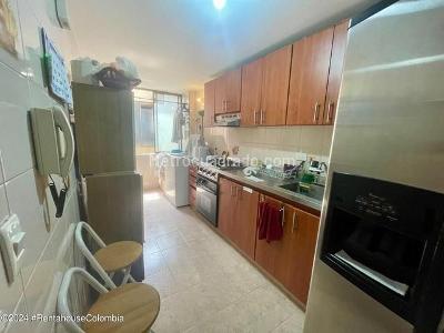 Apartamento en venta en Estrella Del Norte, Bogotá · foto 9 de 19