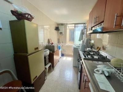 Apartamento en venta en Estrella Del Norte, Bogotá · foto 8 de 19