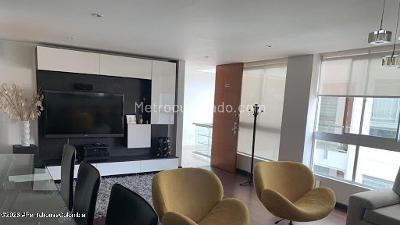 Apartamento en venta en Santa Barbara Occidental, Bogotá · foto 4 de 12