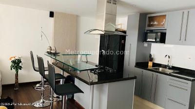 Apartamento en venta en Santa Barbara Occidental, Bogotá · foto 5 de 12