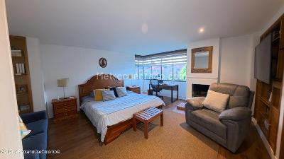 Casa de 5 alcobas en venta en San Jose De Bavaria, Bogotá, 450 m² · foto 16 de 20