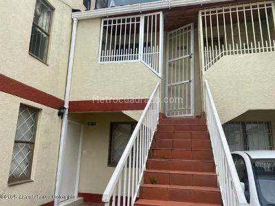 Apartamento de 4 alcobas en venta en Cedritos, Bogotá, 130 m² · foto 19 de 19