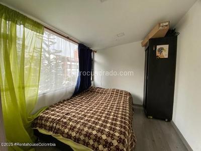 Apartamento de 4 alcobas en venta en Cedritos, Bogotá, 130 m² · foto 15 de 19