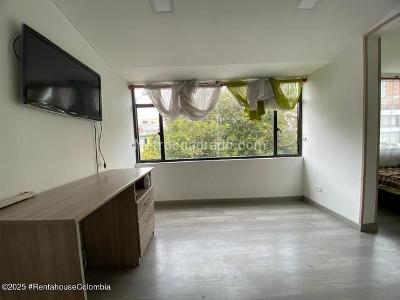 Apartamento de 4 alcobas en venta en Cedritos, Bogotá, 130 m² · foto 14 de 19
