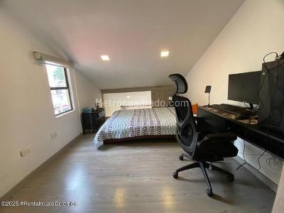 Apartamento de 4 alcobas en venta en Cedritos, Bogotá, 130 m² · foto 12 de 19