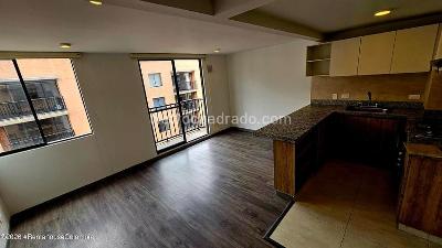 Apartamento de 3 alcobas en venta en Gran Granada, Bogotá, 86 m² · foto 3 de 20