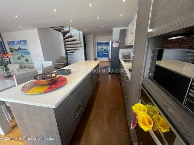 Apartamento en venta en Santa Paula, Bogotá · foto 7 de 20
