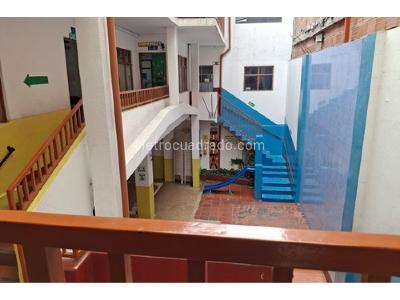 Casa de 5 alcobas en venta en Jimenez De Quesada, Bogotá, 520 m² · foto 5 de 17