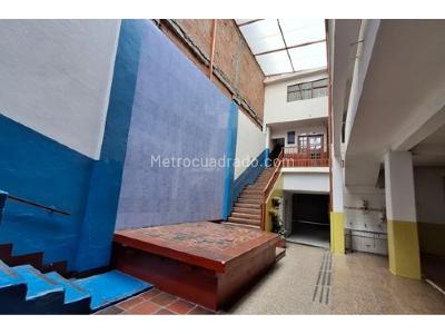 Casa de 5 alcobas en venta en Jimenez De Quesada, Bogotá, 520 m² · foto 7 de 17