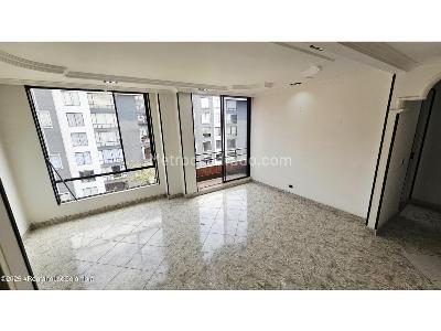 Apartamento en venta en La Esperanza Norte, Bogotá · foto 3 de 19