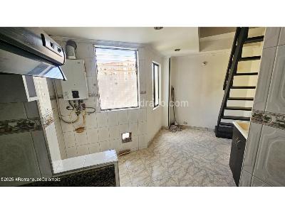 Apartamento en venta en La Esperanza Norte, Bogotá · foto 4 de 19