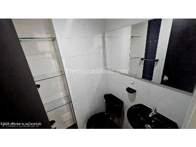 Apartamento en venta en La Esperanza Norte, Bogotá · foto 8 de 19