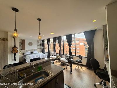 Apartaestudio en venta en Cedritos, Bogotá, 39 m² · foto 3 de 20